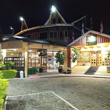 Vienna Woods Hotel Nakuru Exterior photo