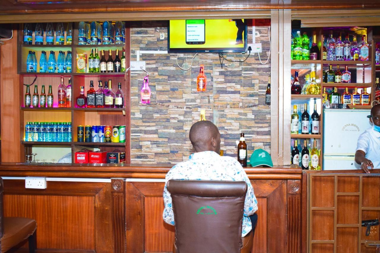 Vienna Woods Hotel Nakuru Exterior photo