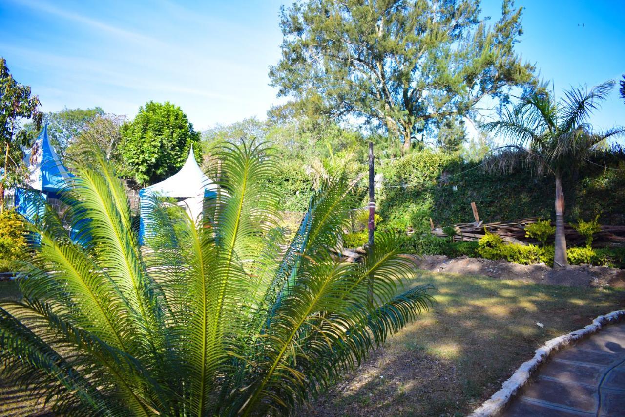 Vienna Woods Hotel Nakuru Exterior photo
